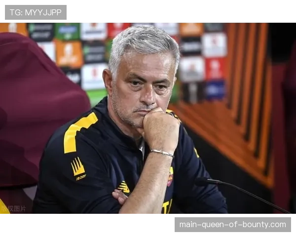 维埃拉澄清离开国米原因称与穆里尼奥无关坦言最渴望执教克洛普球队