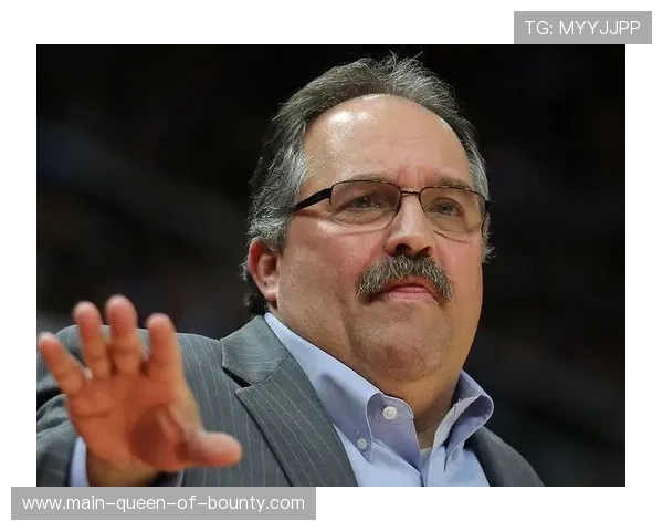 大范甘迪自信发言直言詹姆斯七八年前就应退役引发热议